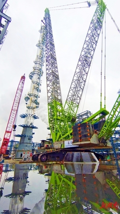 湖南石化重點項目最大塔件順利吊裝