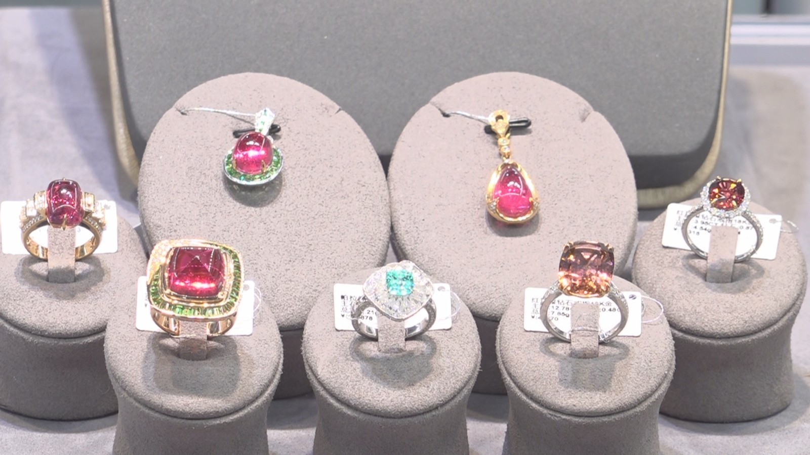 2025北京國(guó)際珠寶展釋放消費(fèi)新風(fēng)，洞見(jiàn)珠寶首飾零售新趨勢(shì)