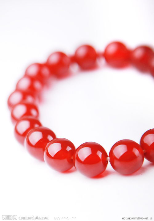 泰尼星珠寶加盟 開啟國(guó)際品牌之路，引領(lǐng)珠寶零售新潮流